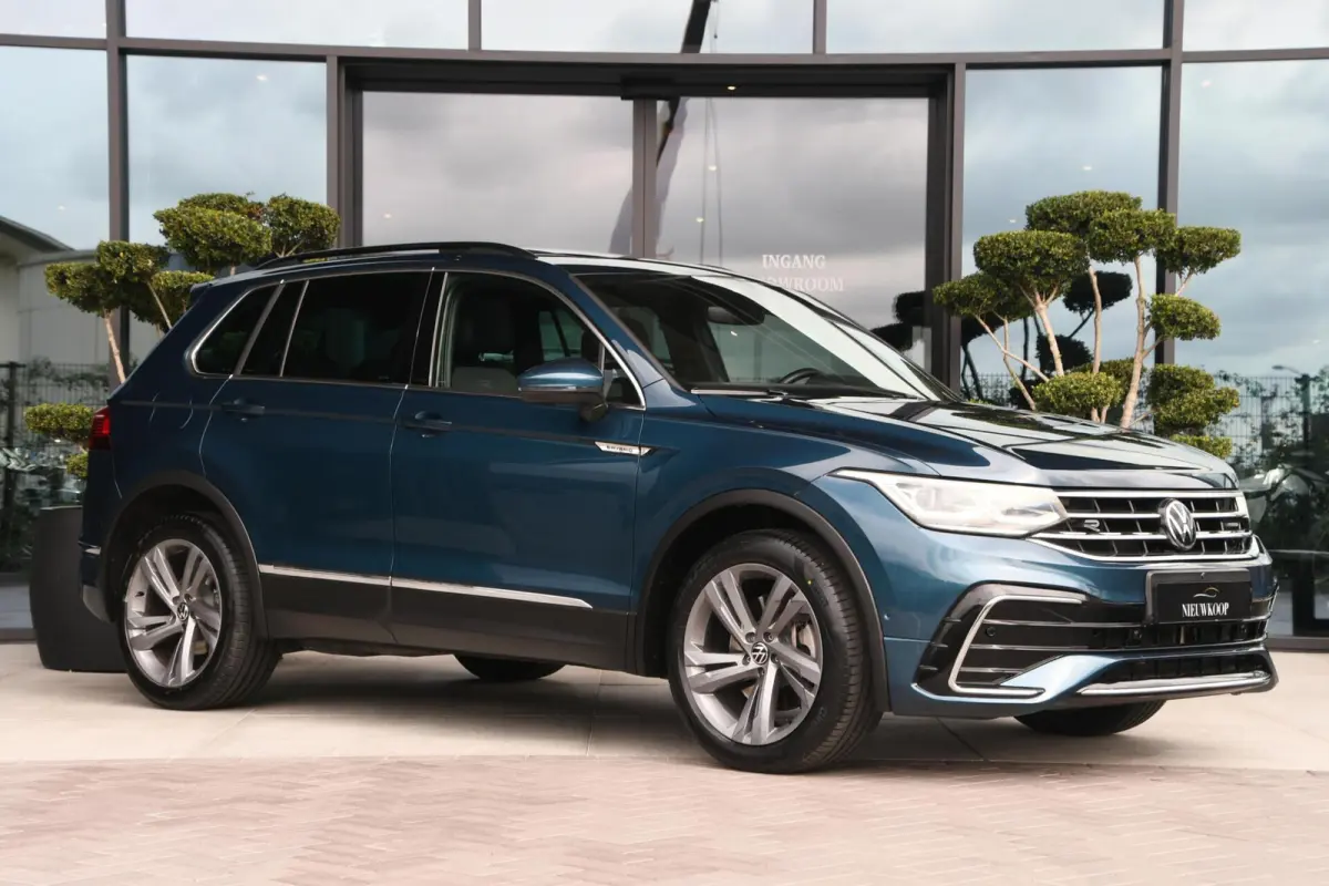 1.4 TSI eHybrid R-Line Business+ | SOH 98,93%