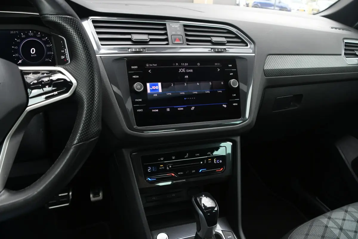 1.4 TSI eHybrid R-Line Business+ | SOH 98,93%