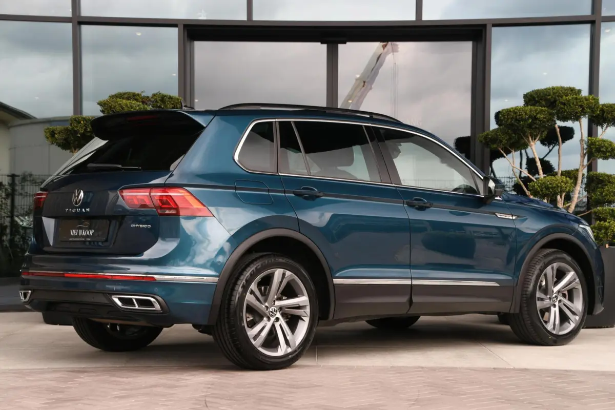 1.4 TSI eHybrid R-Line Business+ | SOH 98,93%