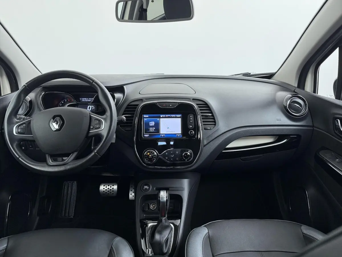 TCe 120 EDC Xmod | Automaat | Trekhaak | Navigatie | Climate Control |