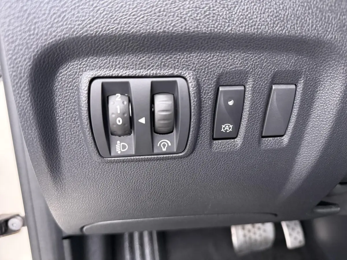 TCe 120 EDC Xmod | Automaat | Trekhaak | Navigatie | Climate Control |