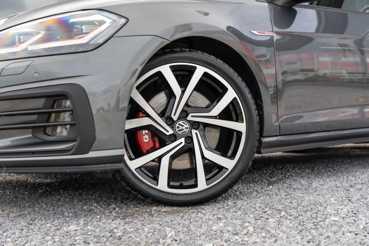 2.0 TSI GTI Performance Pano DSG ACC Dynau