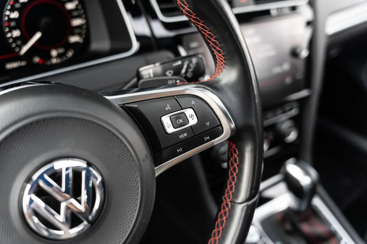 2.0 TSI GTI Performance Pano DSG ACC Dynau