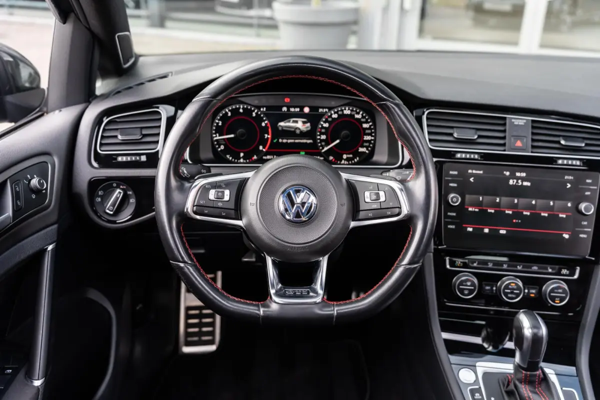 2.0 TSI GTI Performance Pano DSG ACC Dynau
