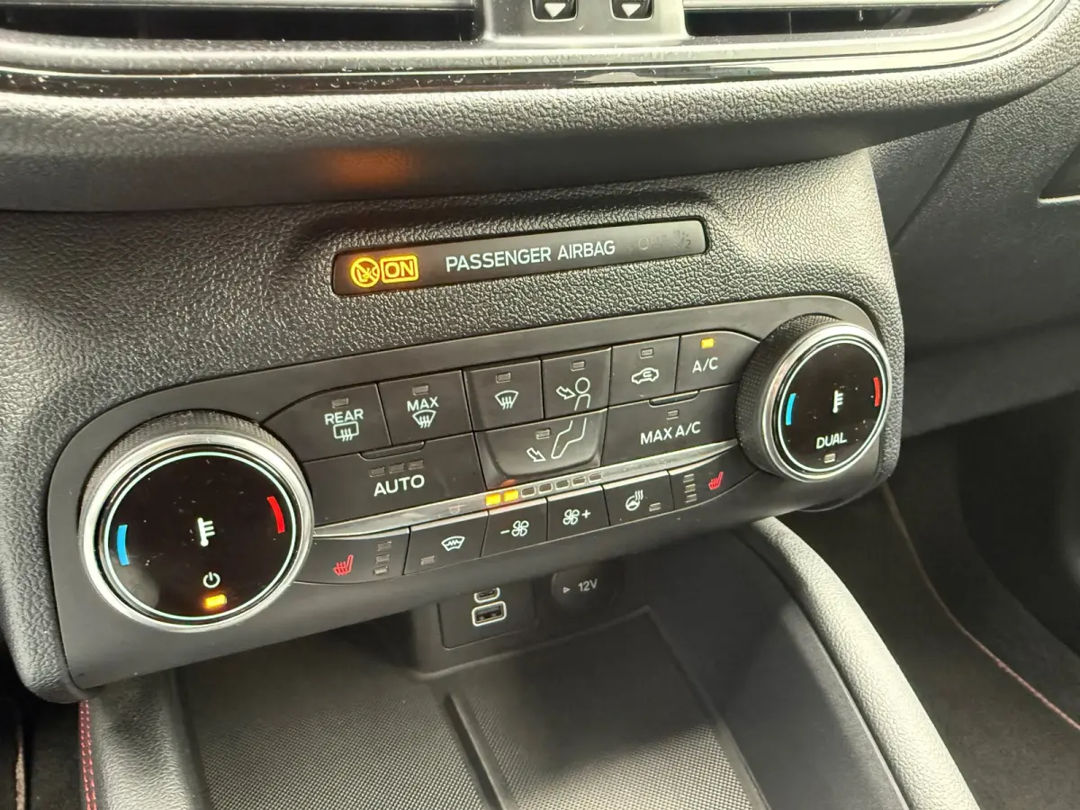 2.5 PHEV ST-Line X - Automaat - Navi - Climate - Elektrische klep