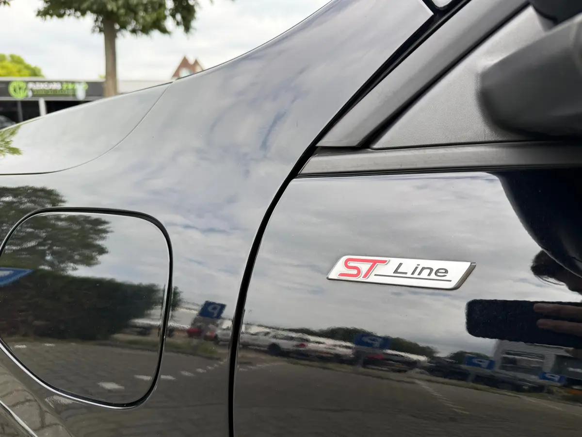 2.5 PHEV ST-Line X - Automaat - Navi - Climate - Elektrische klep