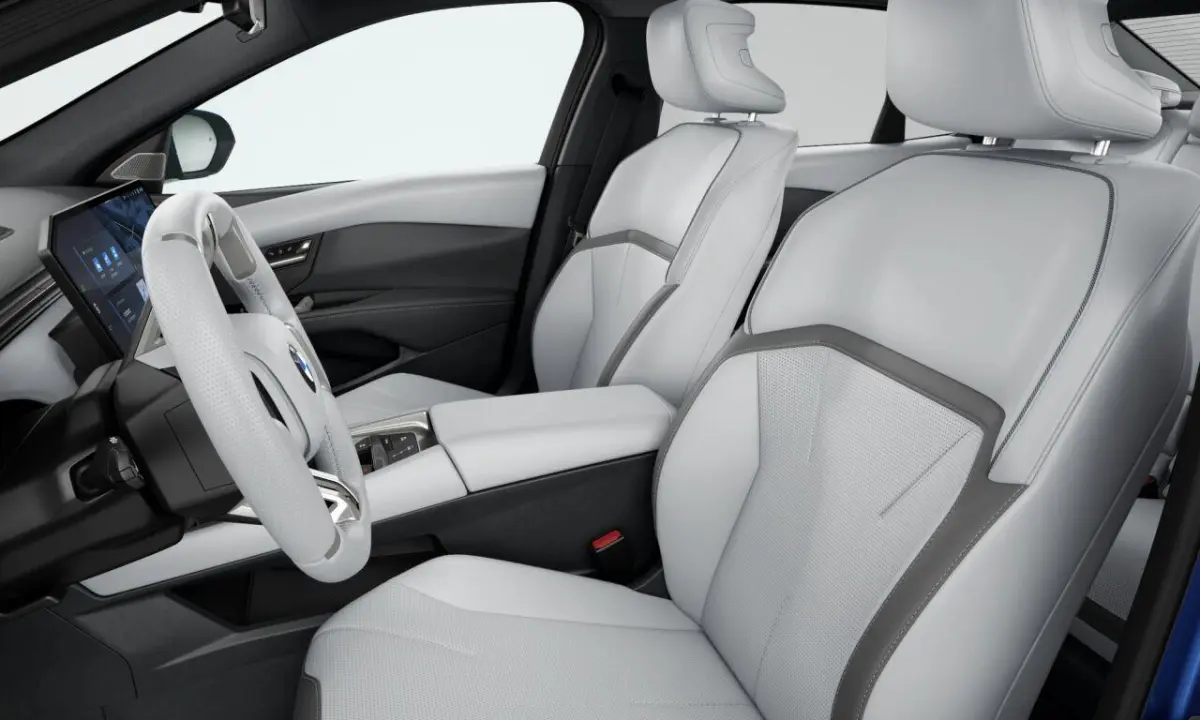 50 xDrive First Edition M Sportpakket | Panoramadak | Driving Assistant Plus | Parking Assistant Plus