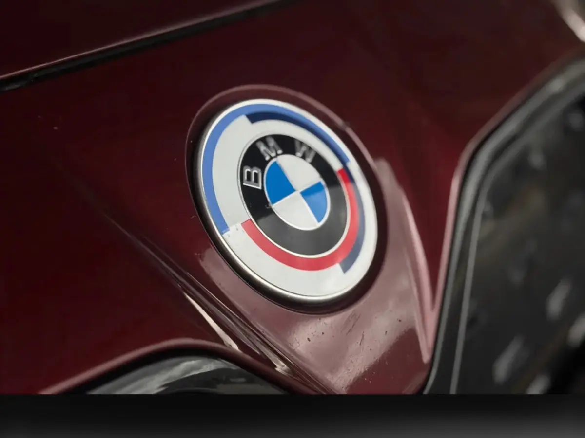 EDrive40 84 kWh M-sport(1e Eig, Dealer OndH, NL-auto, Harman/Kardon, SfeerV, 360 Camera, Lane Assit, Active Cruise, Etc)