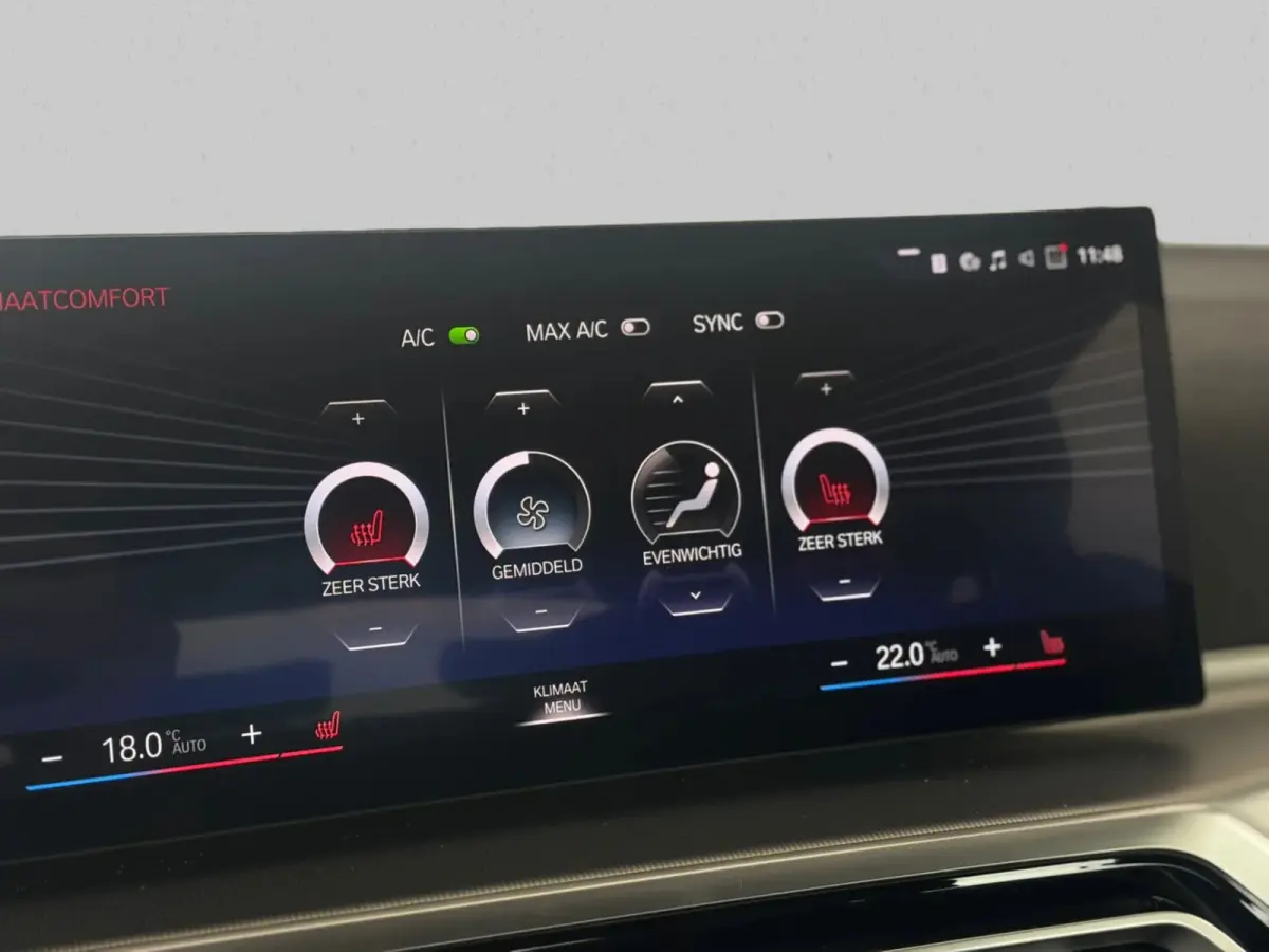 EDrive40 84 kWh M-sport(1e Eig, Dealer OndH, NL-auto, Harman/Kardon, SfeerV, 360 Camera, Lane Assit, Active Cruise, Etc)