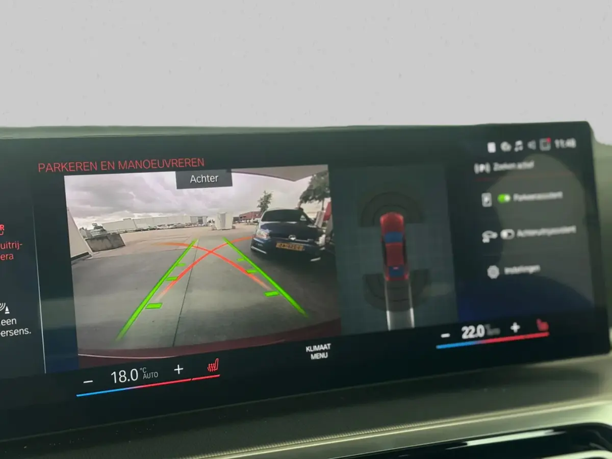 EDrive40 84 kWh M-sport(1e Eig, Dealer OndH, NL-auto, Harman/Kardon, SfeerV, 360 Camera, Lane Assit, Active Cruise, Etc)