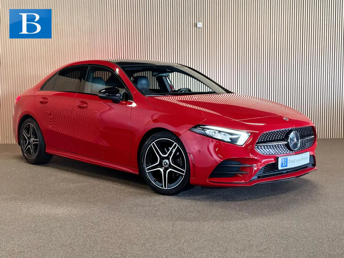 200 Sedan AMG STYLING-PANORAMA-NIGHT-CAMERA-WIDESCREEN-APPLE CARPLAY