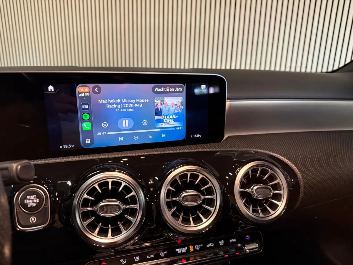 200 Sedan AMG STYLING-PANORAMA-NIGHT-CAMERA-WIDESCREEN-APPLE CARPLAY