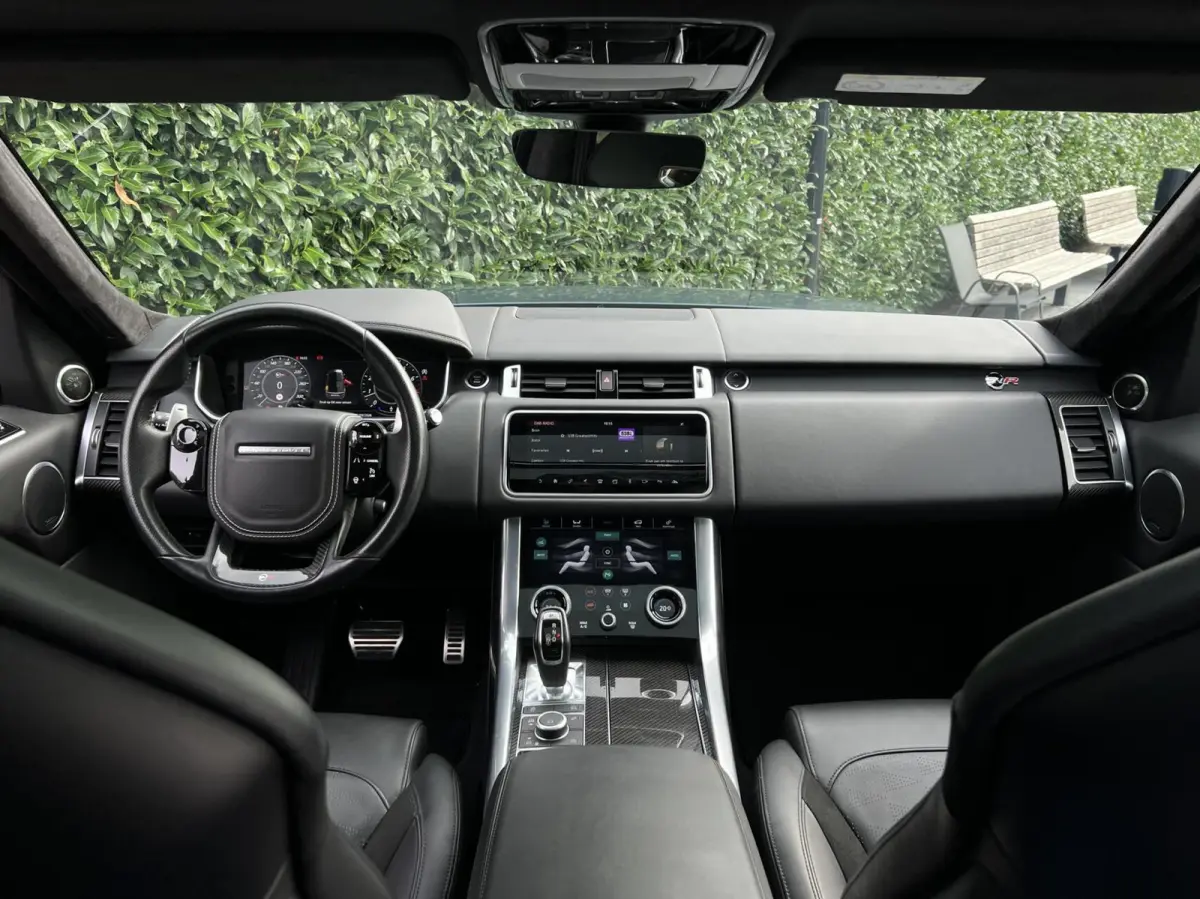 P575 SVR Carbon Edition, SV BESPOKE SATIN, VOLLEDIG PPF, PANORAMADAK, SCHAALSTOELEN, MERIDIAN, 360-CAMERA, CRUISE, HUD, KEYLESS, DODEHOEK, STOELVERWARMING/VENTILATIE, STUURVERWARMING, LICHTM
