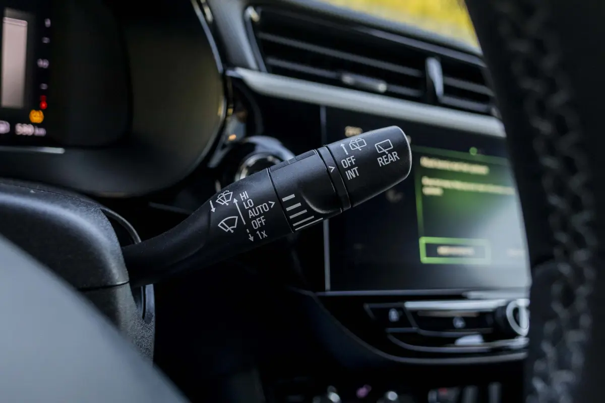 1.2 Turbo Hybrid GS