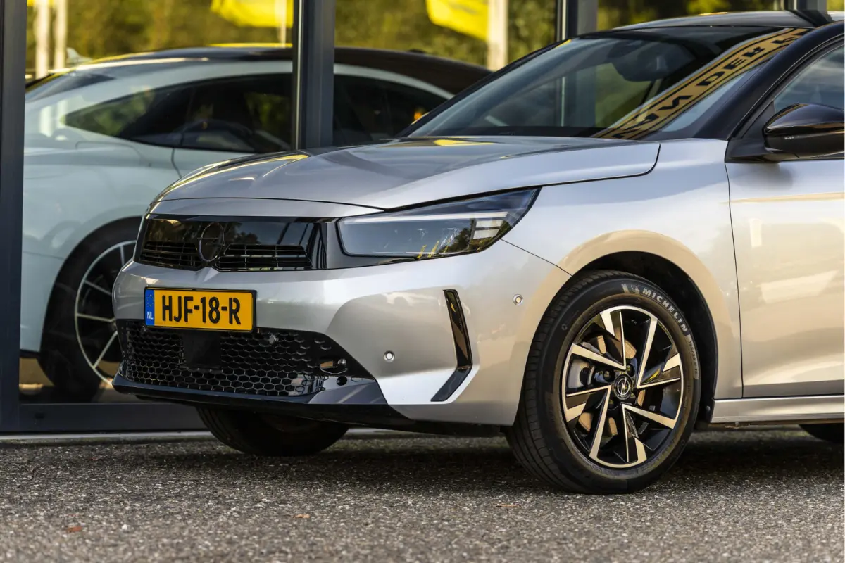 1.2 Turbo Hybrid GS