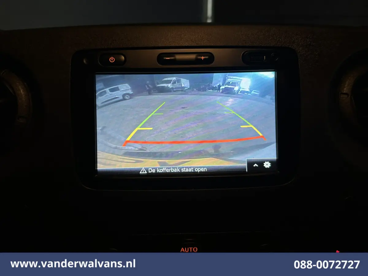 2.3 CDTI 146pk L2H2 Euro6 Airco | Camera | Omvormer | Imperiaal | Navigatie 2500kg Trekhaak, Cruisecontrol, Parkeersensoren, Bijrijdersbank