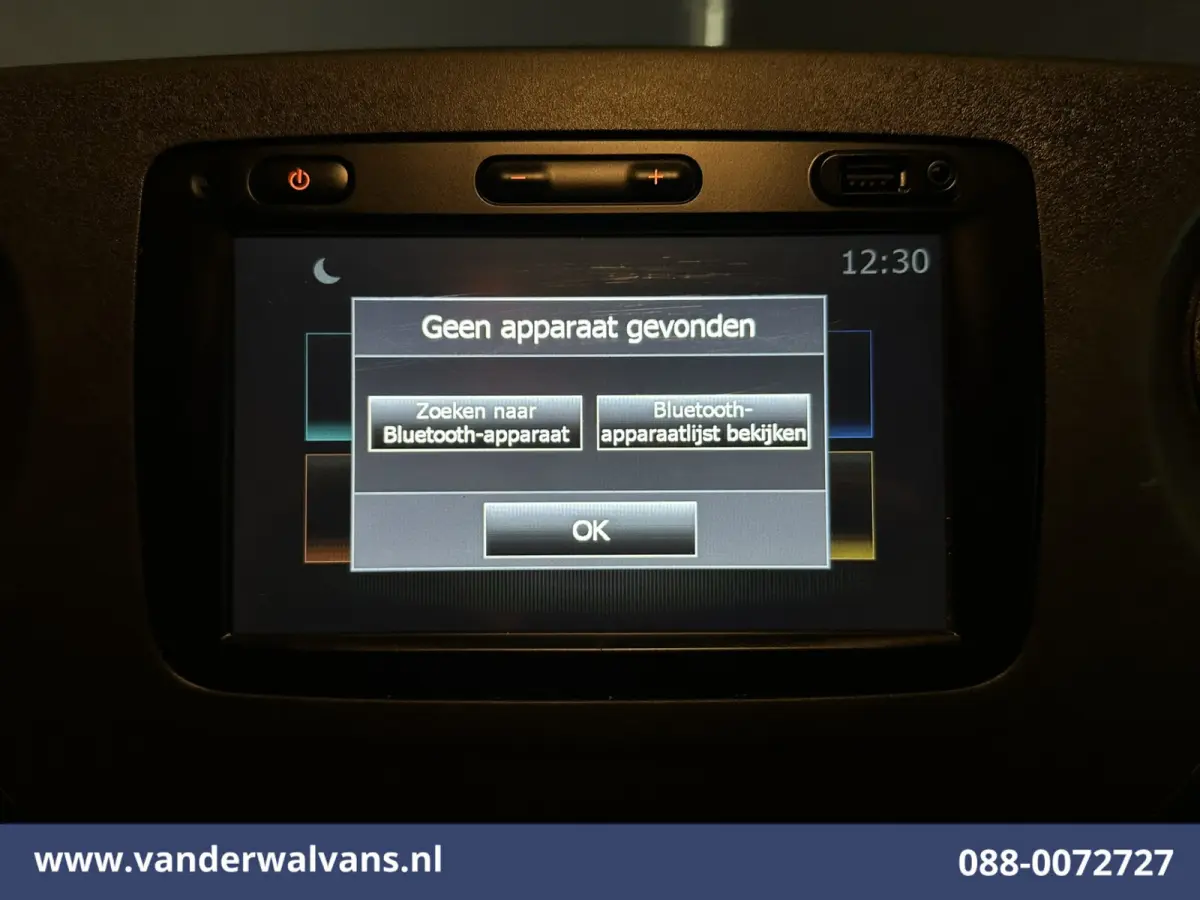 2.3 CDTI 146pk L2H2 Euro6 Airco | Camera | Omvormer | Imperiaal | Navigatie 2500kg Trekhaak, Cruisecontrol, Parkeersensoren, Bijrijdersbank
