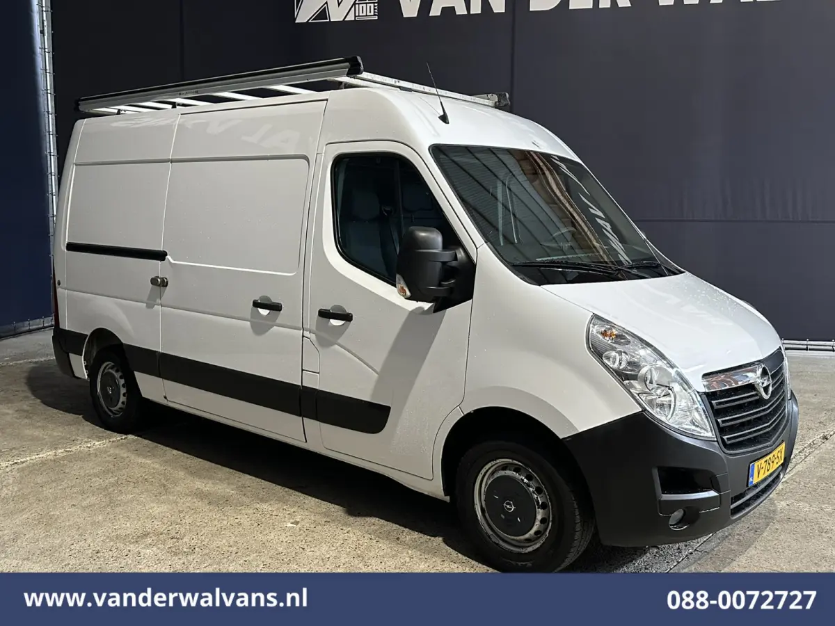 2.3 CDTI 146pk L2H2 Euro6 Airco | Camera | Omvormer | Imperiaal | Navigatie 2500kg Trekhaak, Cruisecontrol, Parkeersensoren, Bijrijdersbank
