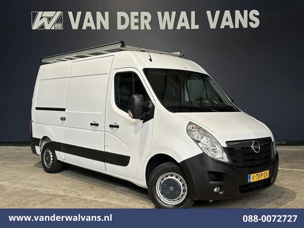 2.3 CDTI 146pk L2H2 Euro6 Airco | Camera | Omvormer | Imperiaal | Navigatie 2500kg Trekhaak, Cruisecontrol, Parkeersensoren, Bijrijdersbank