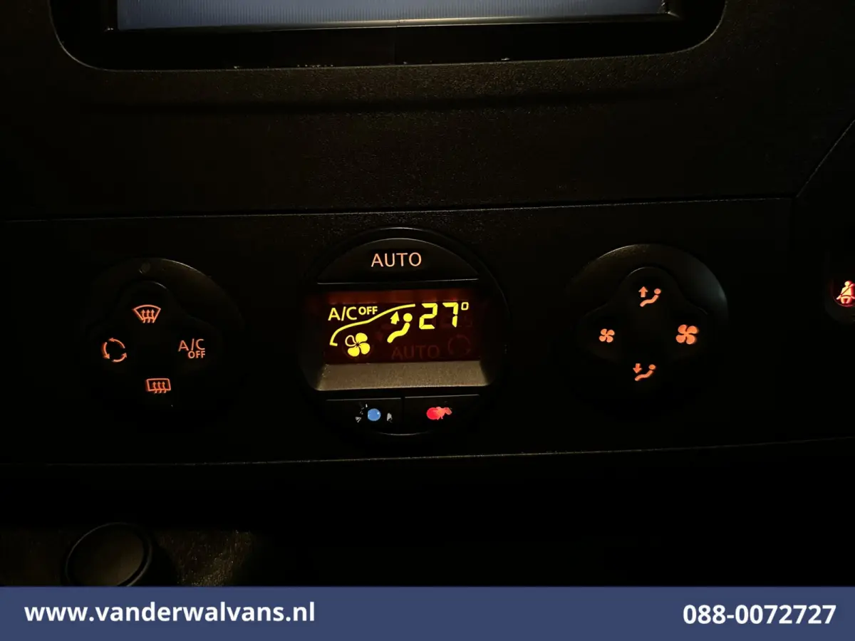 2.3 CDTI 146pk L2H2 Euro6 Airco | Camera | Omvormer | Imperiaal | Navigatie 2500kg Trekhaak, Cruisecontrol, Parkeersensoren, Bijrijdersbank