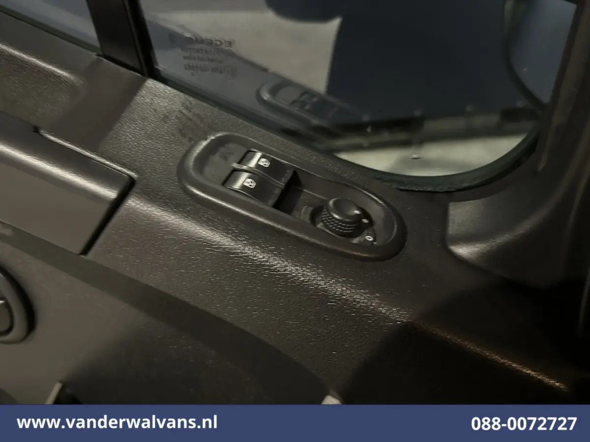 2.3 CDTI 146pk L2H2 Euro6 Airco | Camera | Omvormer | Imperiaal | Navigatie 2500kg Trekhaak, Cruisecontrol, Parkeersensoren, Bijrijdersbank