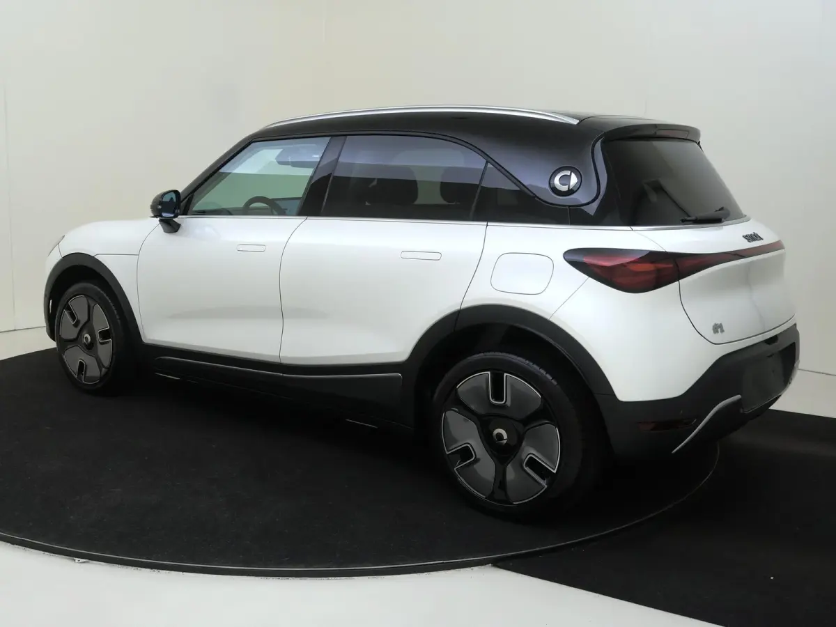 Premium / Stoelverwarming / Achteruitrijcamera / Glasdak / Elektrische-Stoelen / Apple-carplay /andriod-auto /