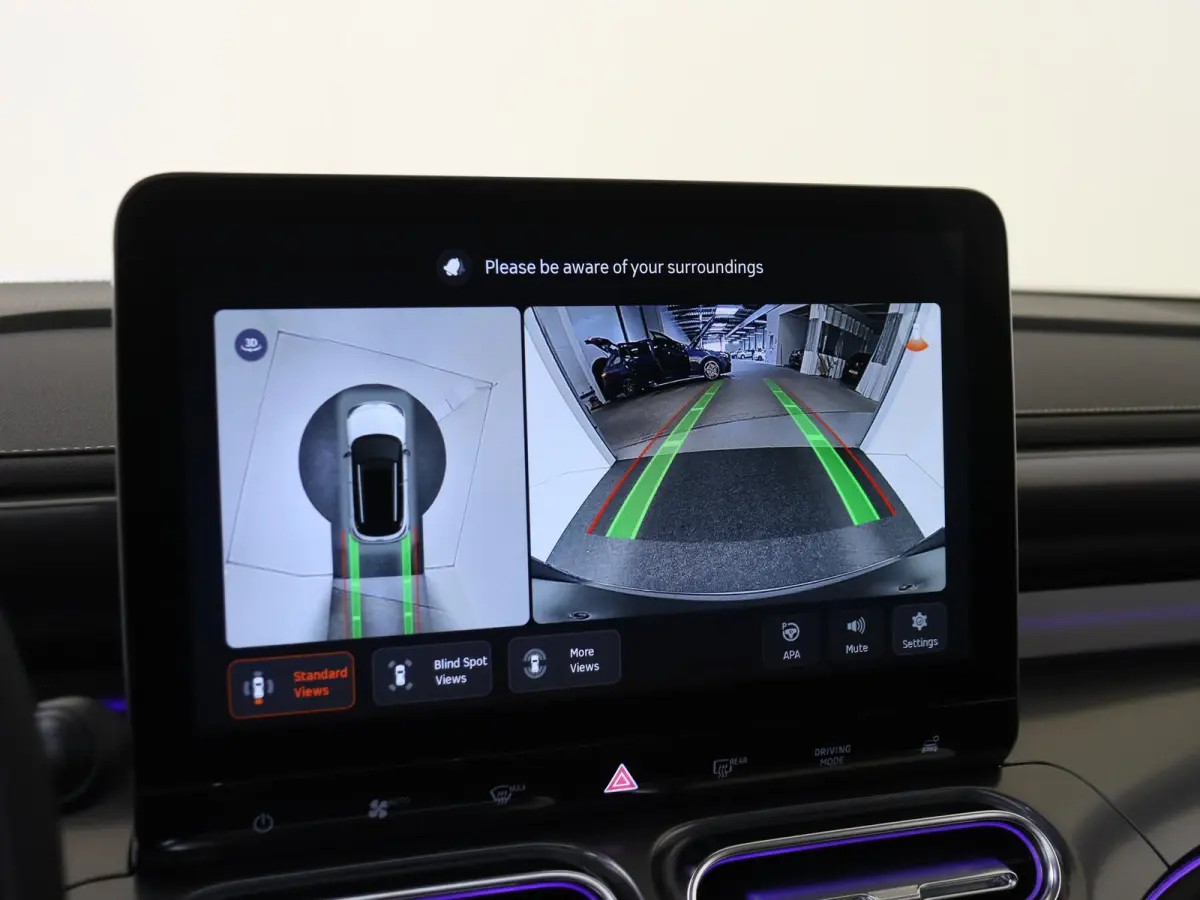 Premium / Stoelverwarming / Achteruitrijcamera / Glasdak / Elektrische-Stoelen / Apple-carplay /andriod-auto /