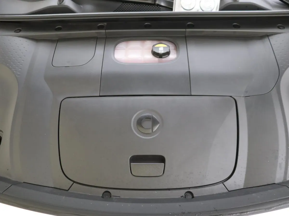 Premium / Stoelverwarming / Achteruitrijcamera / Glasdak / Elektrische-Stoelen / Apple-carplay /andriod-auto /