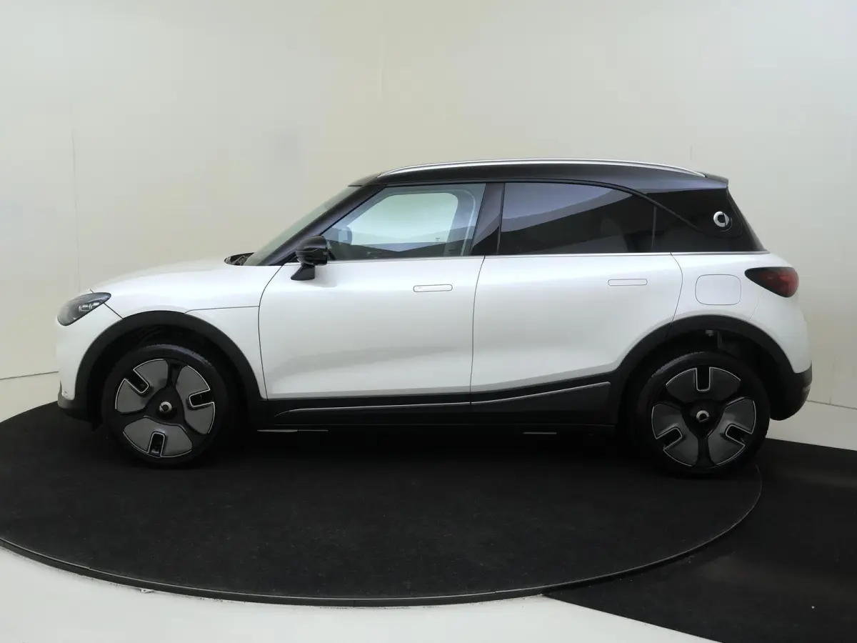 Premium / Stoelverwarming / Achteruitrijcamera / Glasdak / Elektrische-Stoelen / Apple-carplay /andriod-auto /