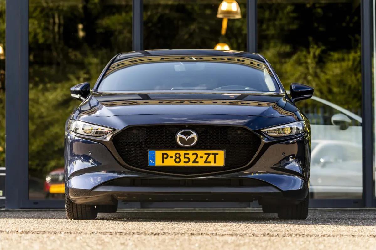 2.0 e-SkyActiv-G M Hybrid 122 Luxury