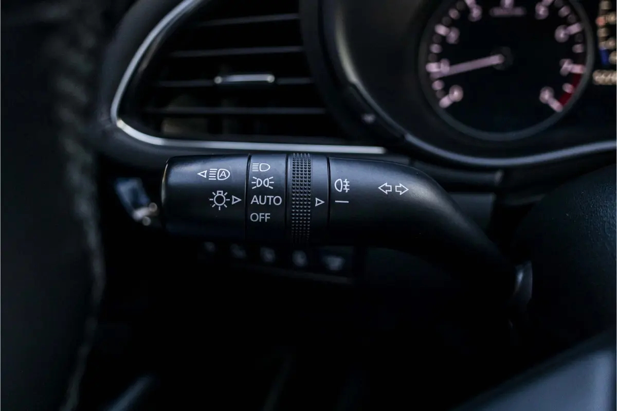 2.0 e-SkyActiv-G M Hybrid 122 Luxury