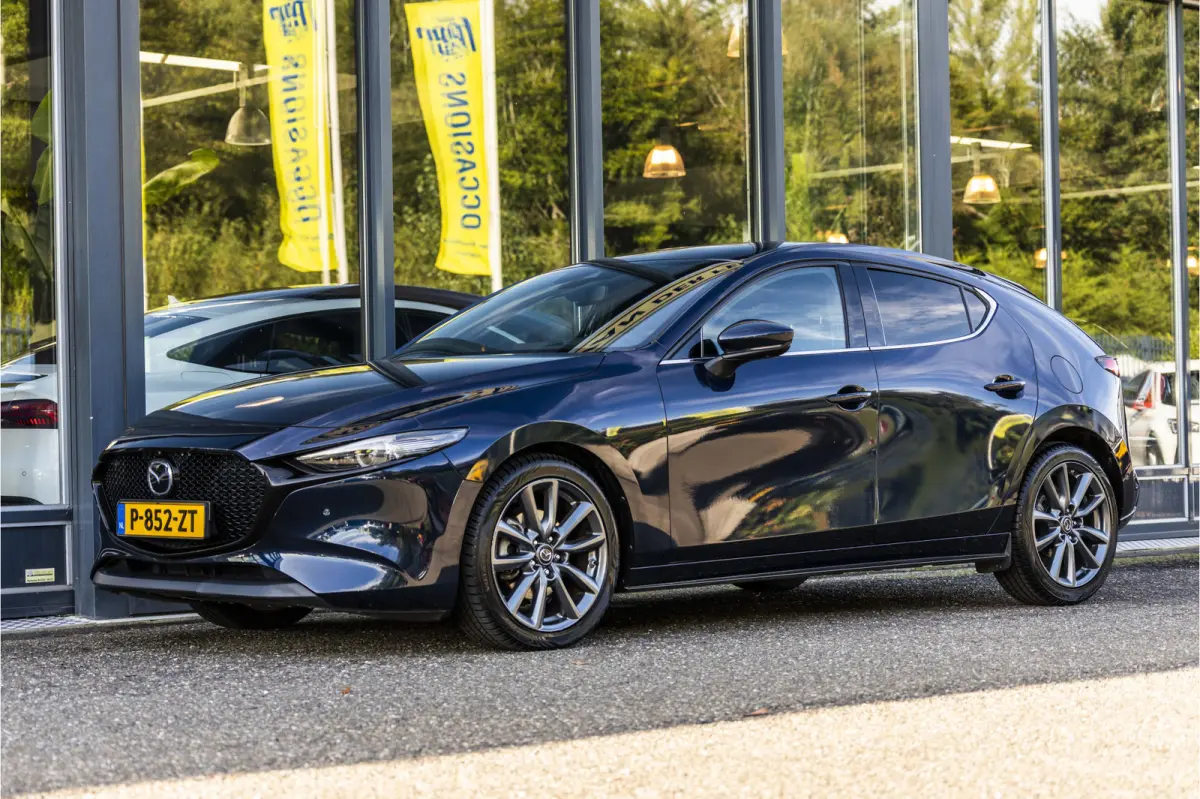 2.0 e-SkyActiv-G M Hybrid 122 Luxury