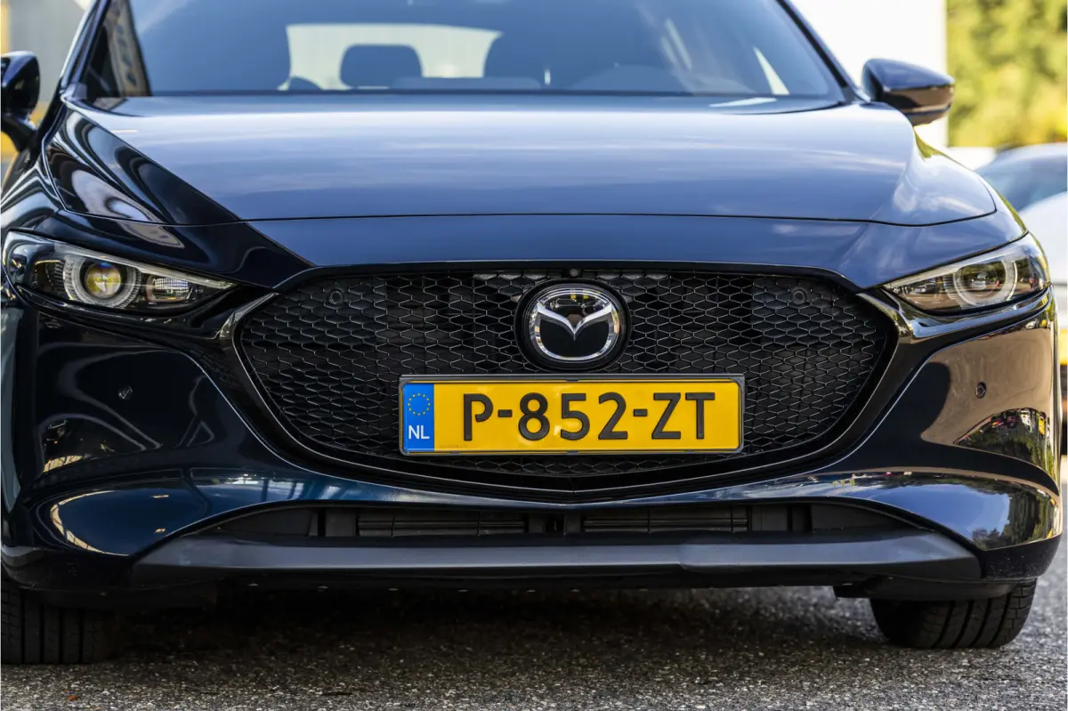 2.0 e-SkyActiv-G M Hybrid 122 Luxury