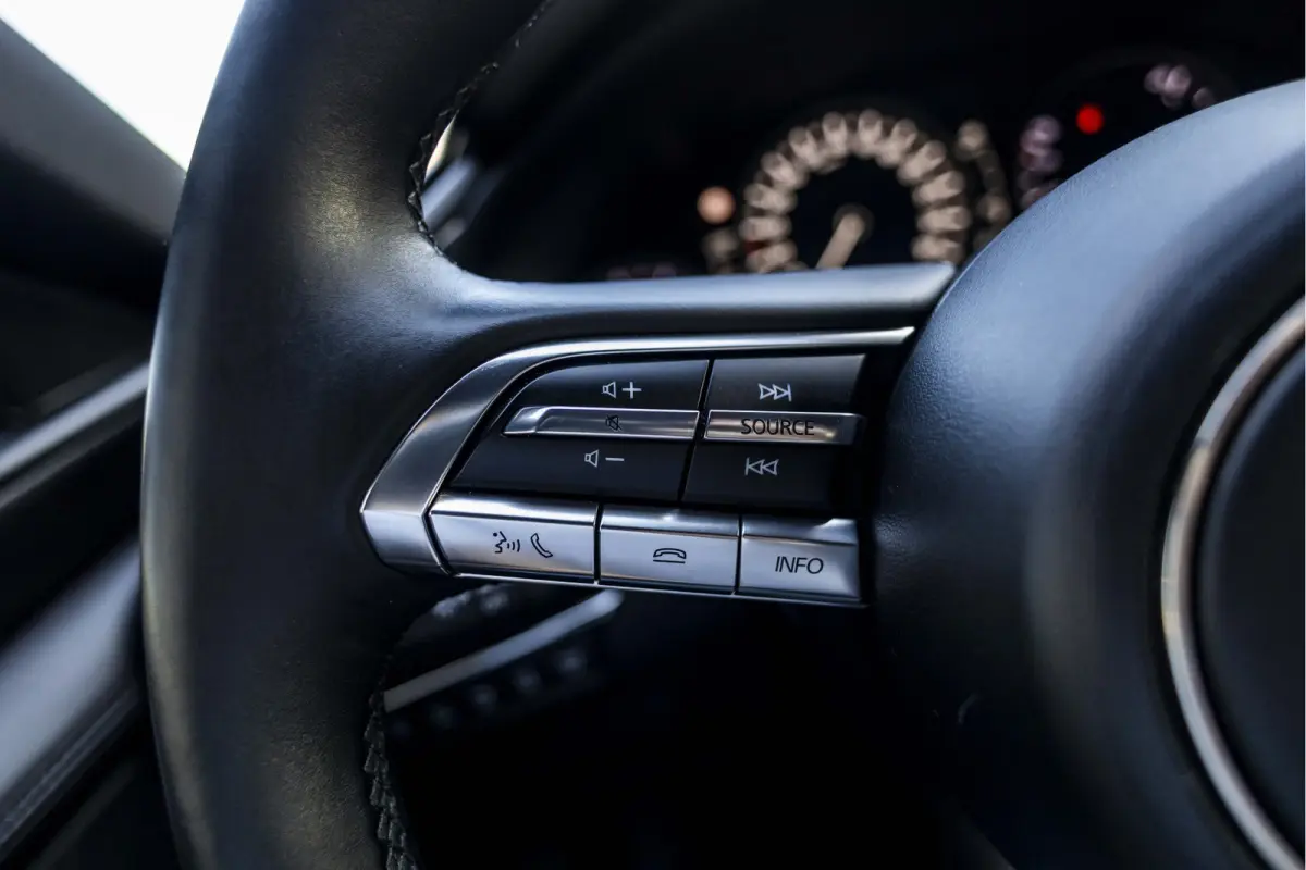 2.0 e-SkyActiv-G M Hybrid 122 Luxury