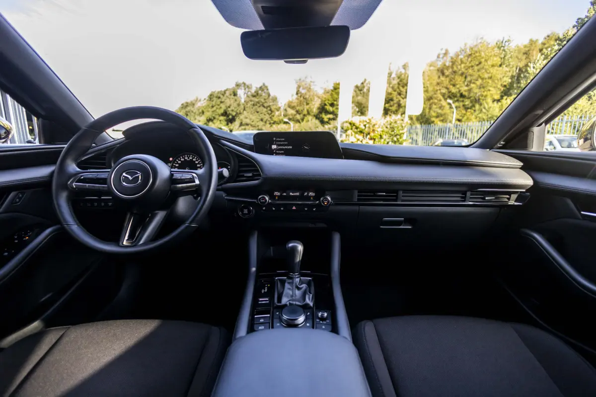 2.0 e-SkyActiv-G M Hybrid 122 Luxury