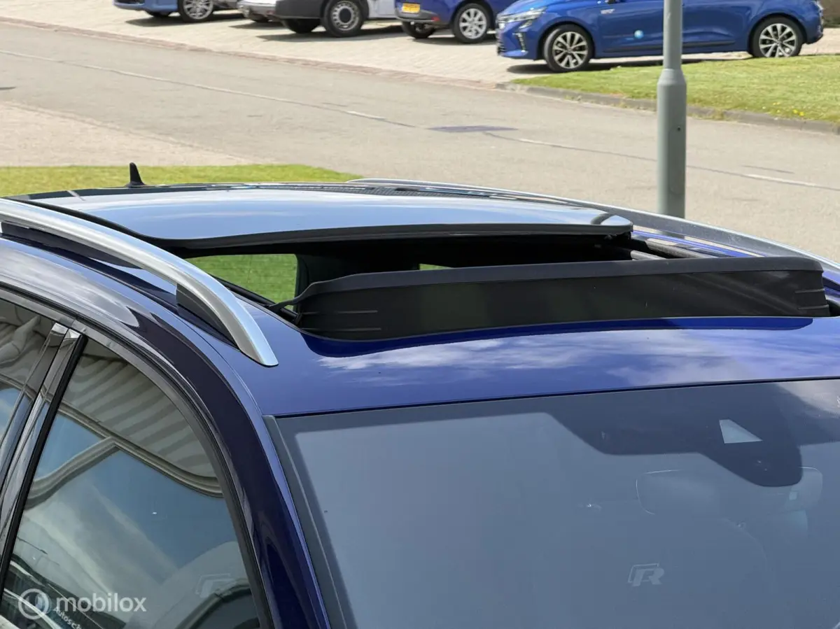 2.0 TSI 4Motion R 310PK I Dynaudio / Camera / Panoramadak
