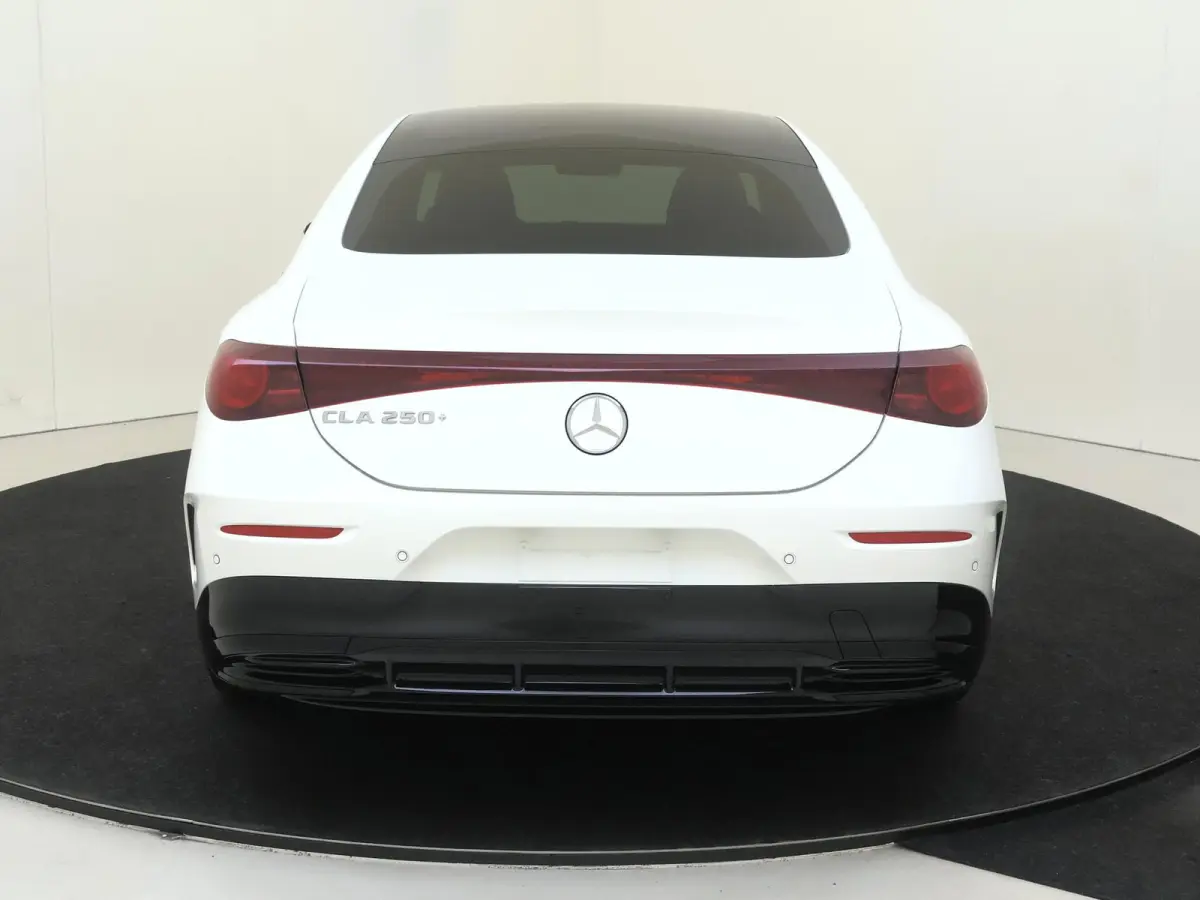 250+ Launch Edition 85.5 kWh Nightpakket - Memorypakket - Carplay - Achteruitrijcamera - Warmtepomp