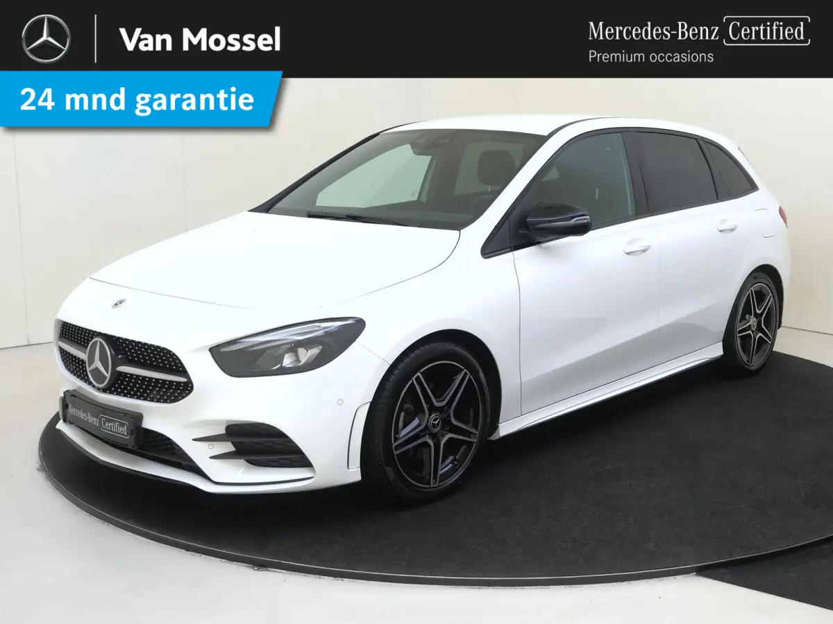 180 Business Solution AMG Parkeercamera / Nightpakket / Sfeerverlichting / Stoelverwarming /