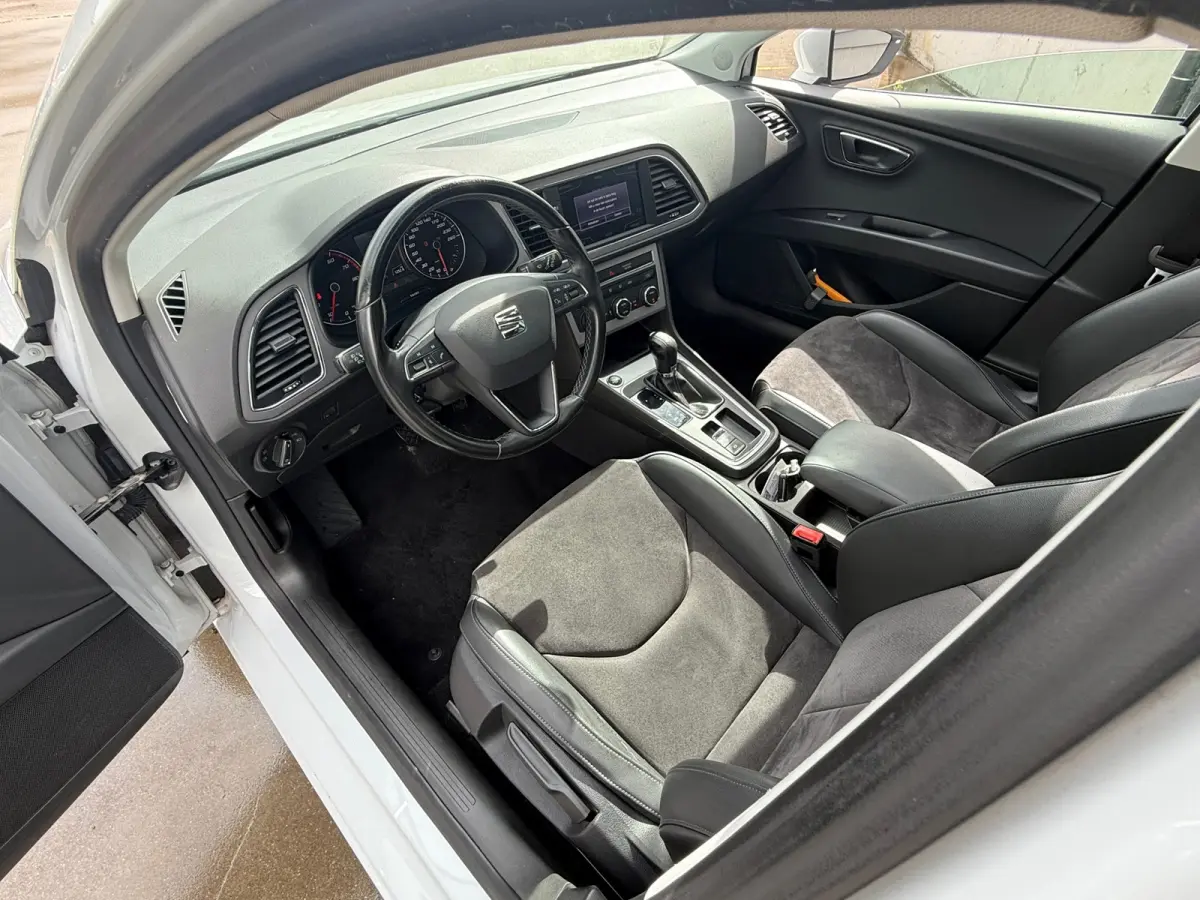 1.0 EcoTSI / NAP / Navi / Panorma / Leder - Alcantara / Carplay / Inruil mog.