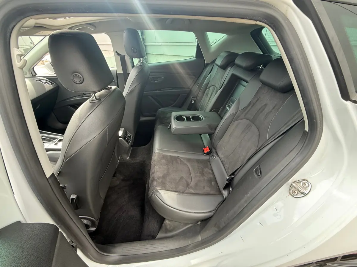 1.0 EcoTSI / NAP / Navi / Panorma / Leder - Alcantara / Carplay / Inruil mog.