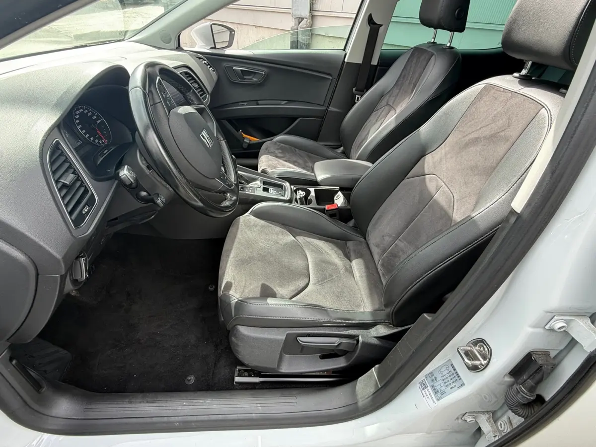 1.0 EcoTSI / NAP / Navi / Panorma / Leder - Alcantara / Carplay / Inruil mog.