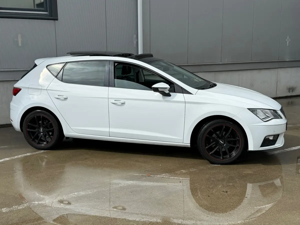 1.0 EcoTSI / NAP / Navi / Panorma / Leder - Alcantara / Carplay / Inruil mog.