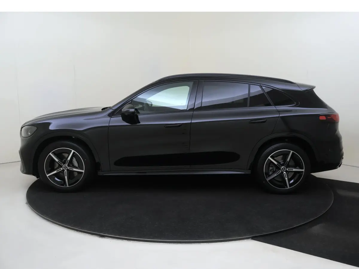 250 Business Solution AMG 85 kWh Nightpakket - Dodehoekassistent - Verlichte Grill - Superscreen - Carplay - Skycontrol