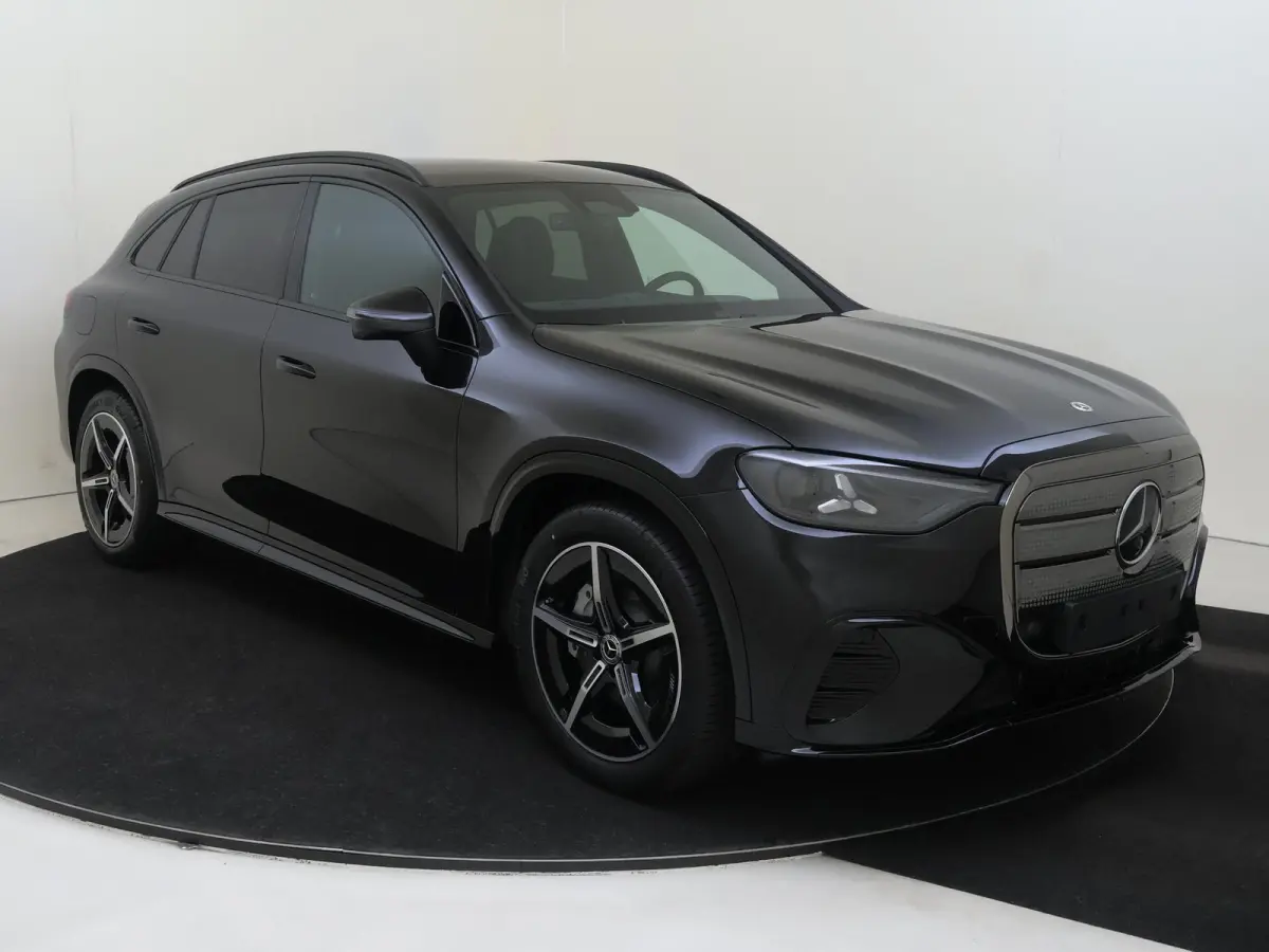 250 Business Solution AMG 85 kWh Nightpakket - Dodehoekassistent - Verlichte Grill - Superscreen - Carplay - Skycontrol