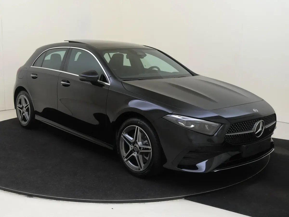 250 e Business Solution AMG Panoramadak - Carplay - Stoelverwarming - Achteruitrijcamera - 18 Inch