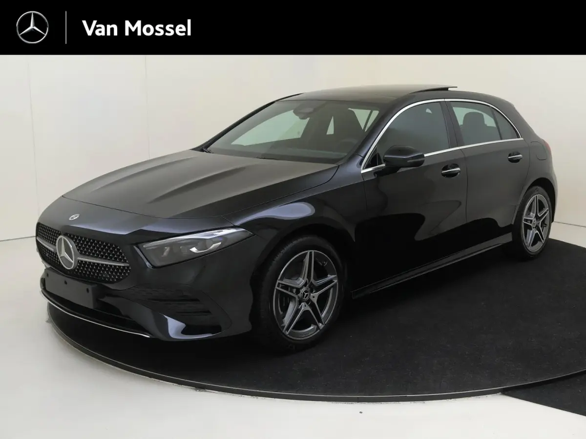 250 e Business Solution AMG Panoramadak - Carplay - Stoelverwarming - Achteruitrijcamera - 18 Inch