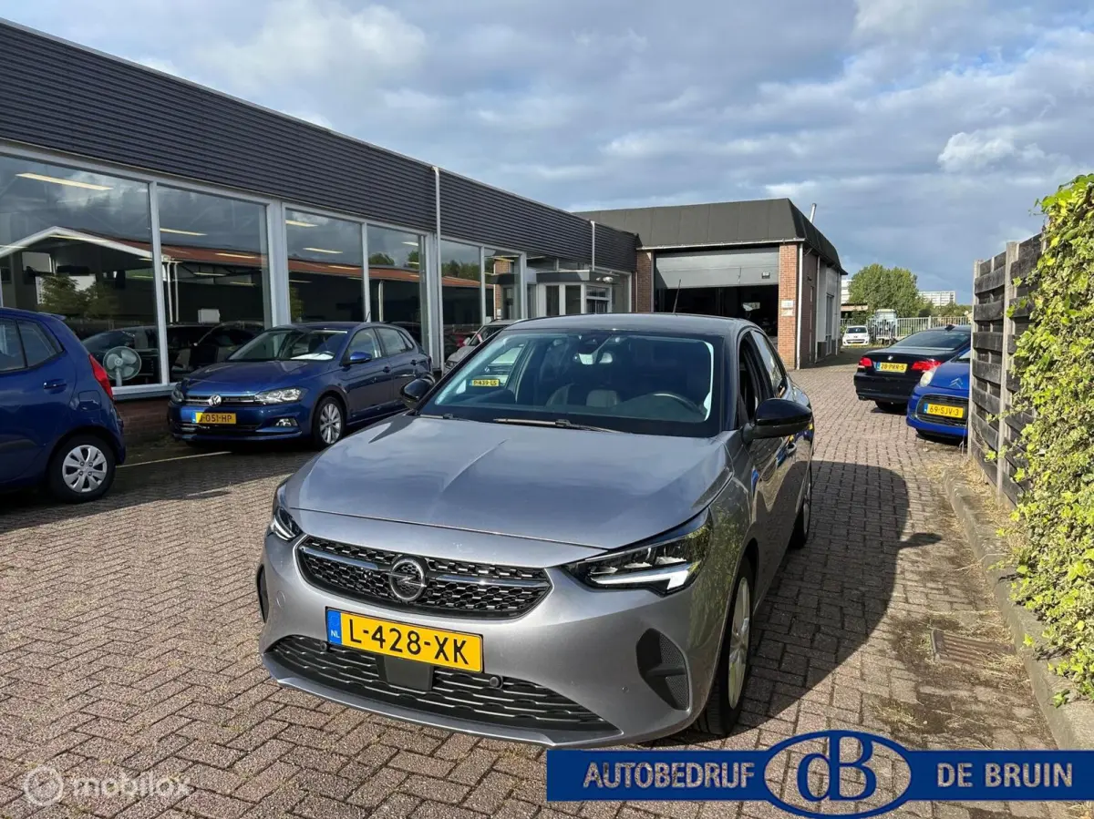 1.2 Elegance Navigatie / LM velgen 74kw