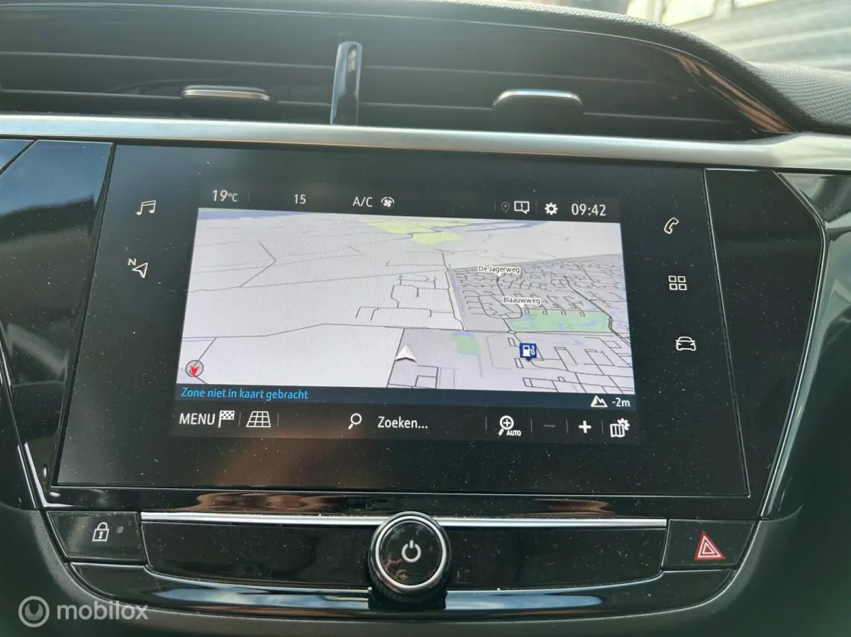 1.2 Elegance Navigatie / LM velgen 74kw