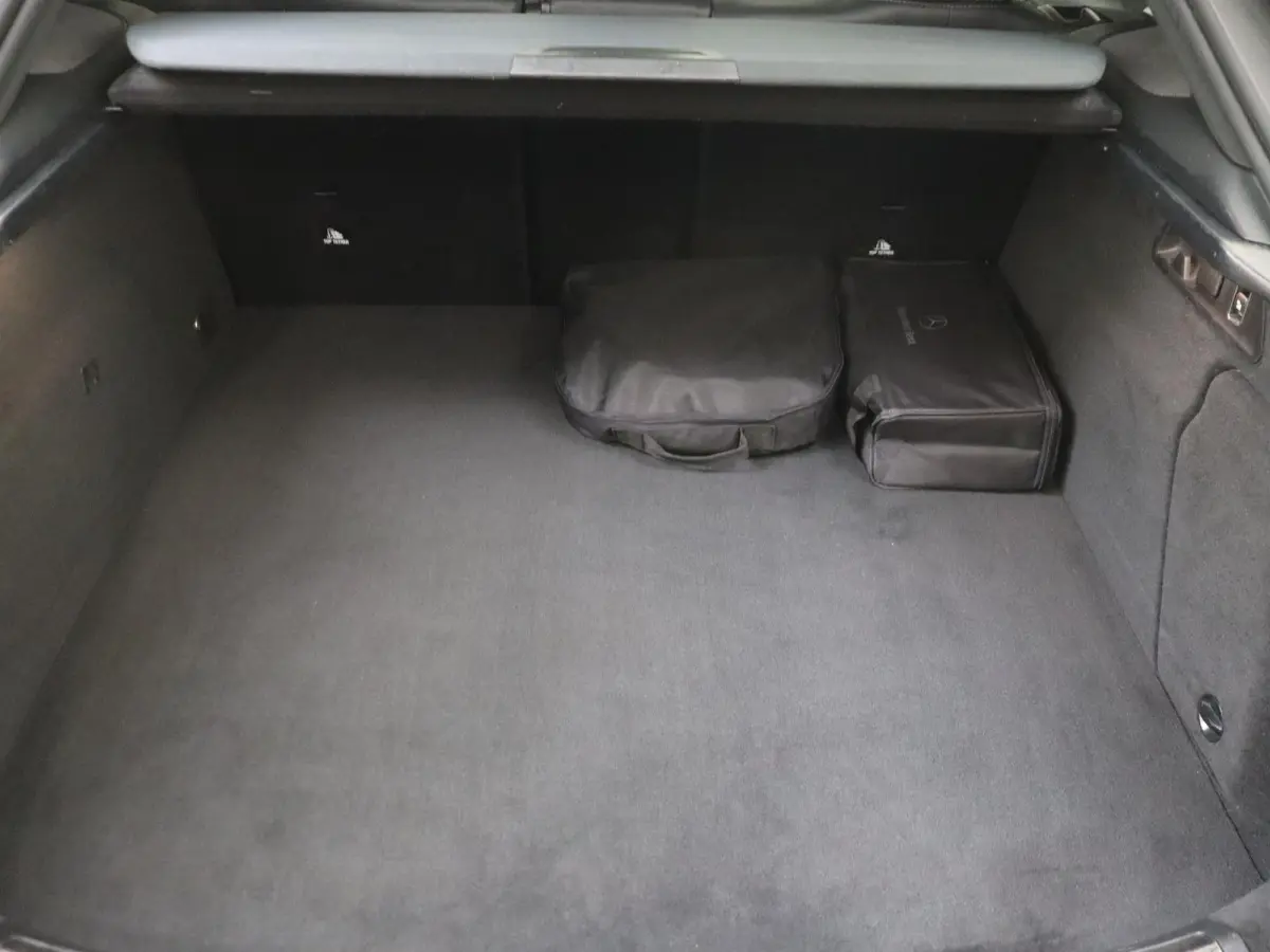 350 e 4MATIC Premium / Panoramadak/ Burmester/ 21 inch/ AIRMATIC/ Night/ Leder