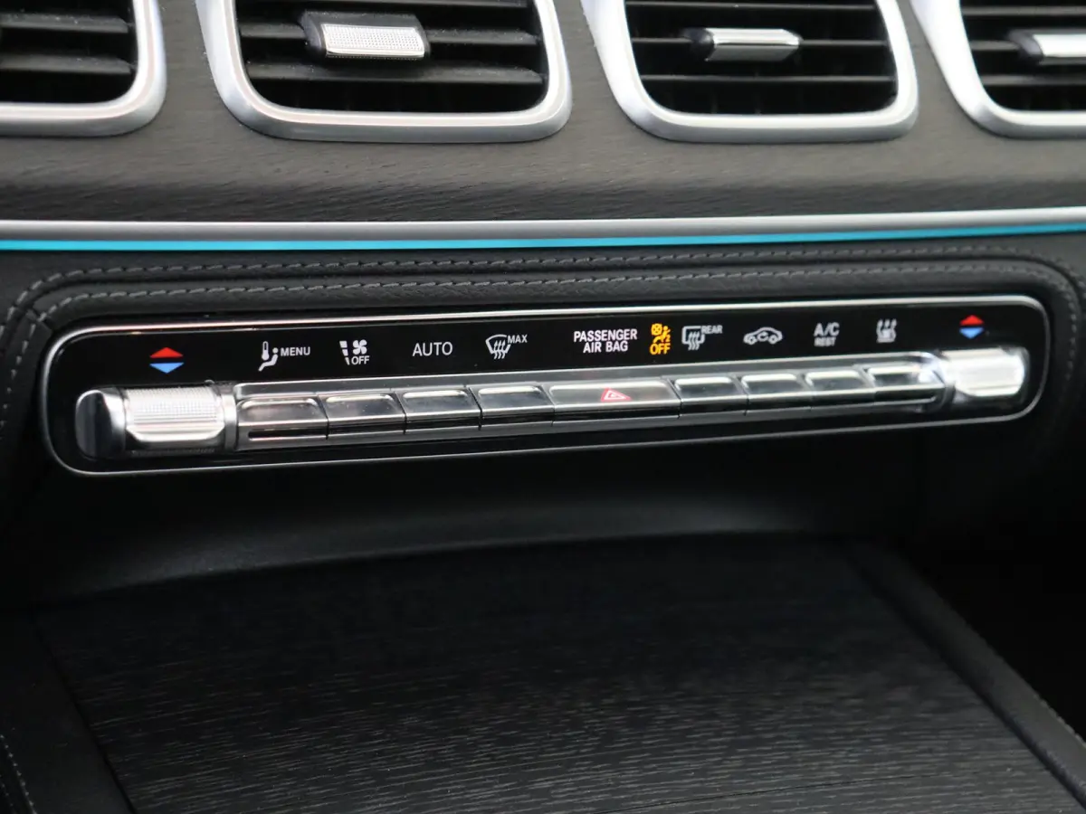 350 e 4MATIC Premium / Panoramadak/ Burmester/ 21 inch/ AIRMATIC/ Night/ Leder